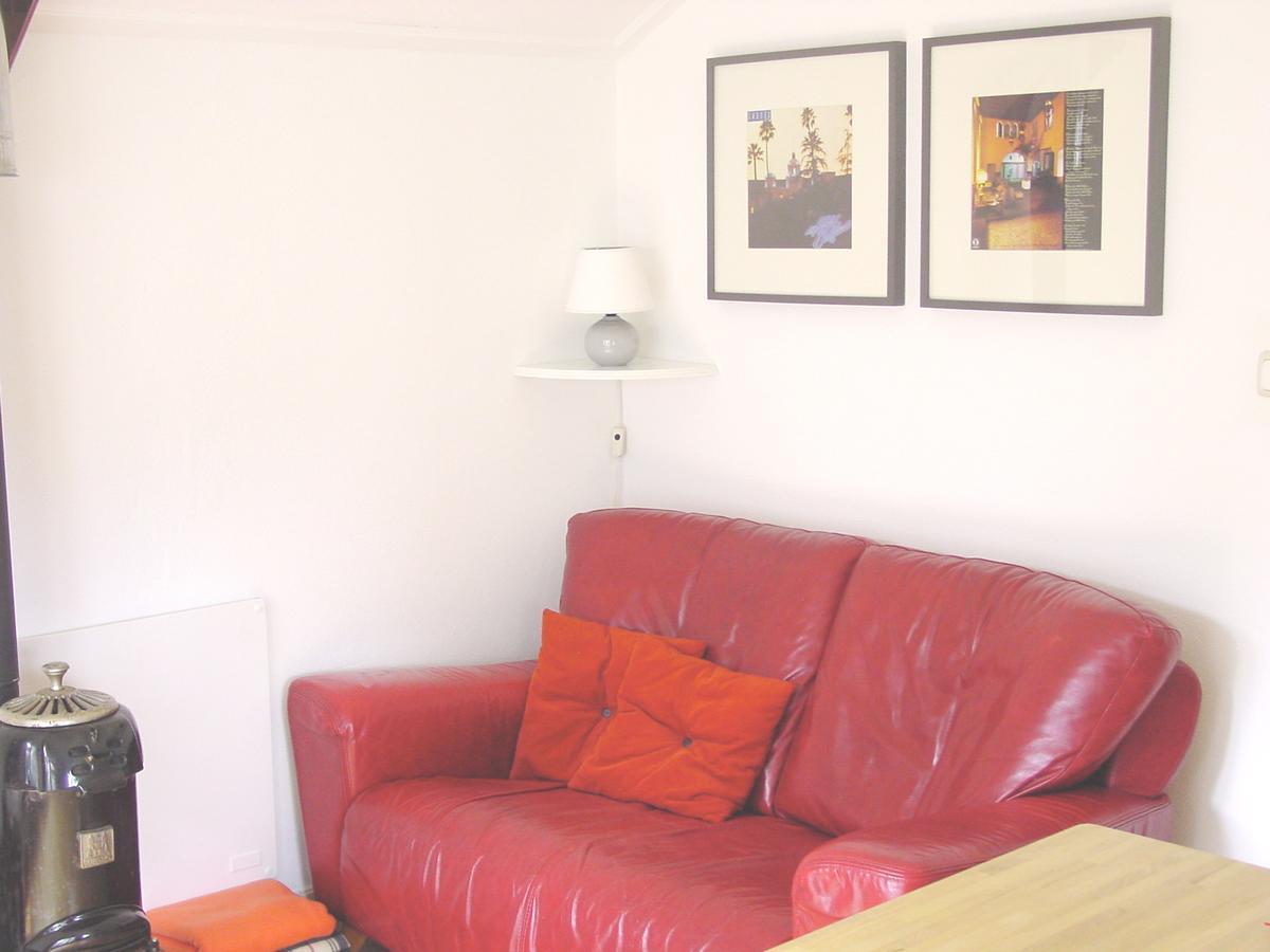 B&B Hotel California Wichmond Bagian luar foto